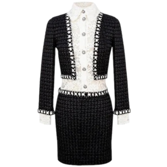 CHANEL RUNWAY DRESS - Picture 5 of 13